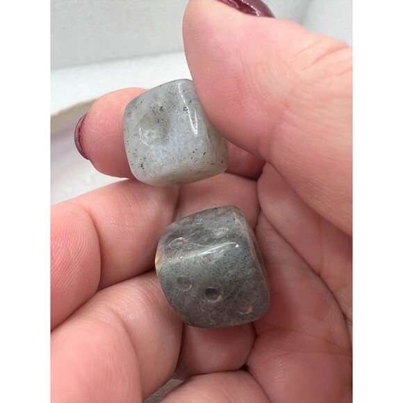 Labradorite Dice Set - Picture 3 of 4